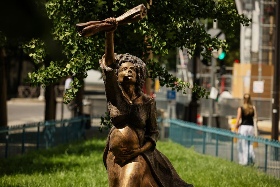 what-to-know-about-code-noir-slavery-law