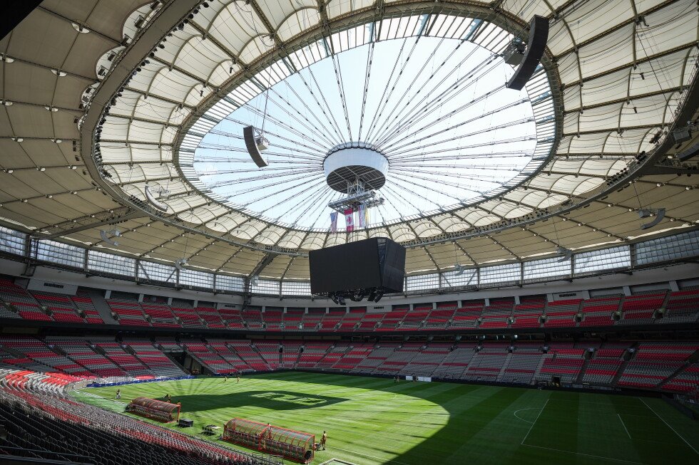 co-host-canada-heads-into-the-world-cup-with-a-different,-mellower-vibe-than-the-us