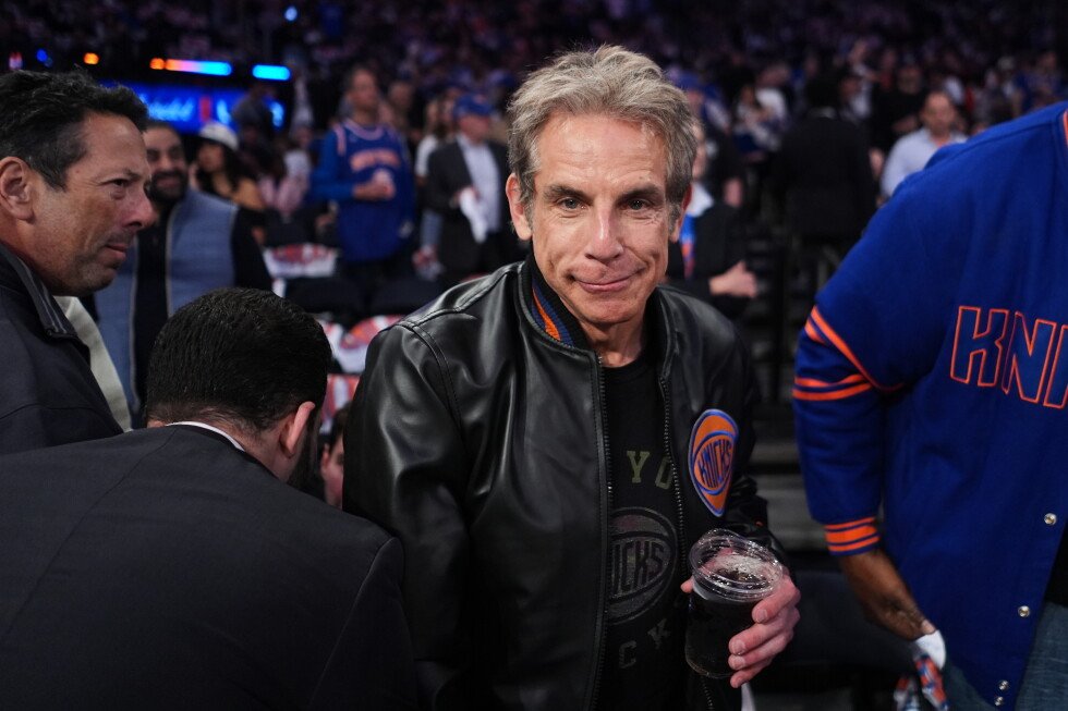 ben-stiller-welcomes-photo-with-knicks-coach’s-wife-who-was-afraid-to-ask