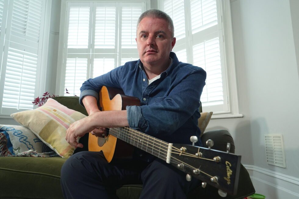ai-helped-a-musician-with-parkinson’s-finish-a-new-record