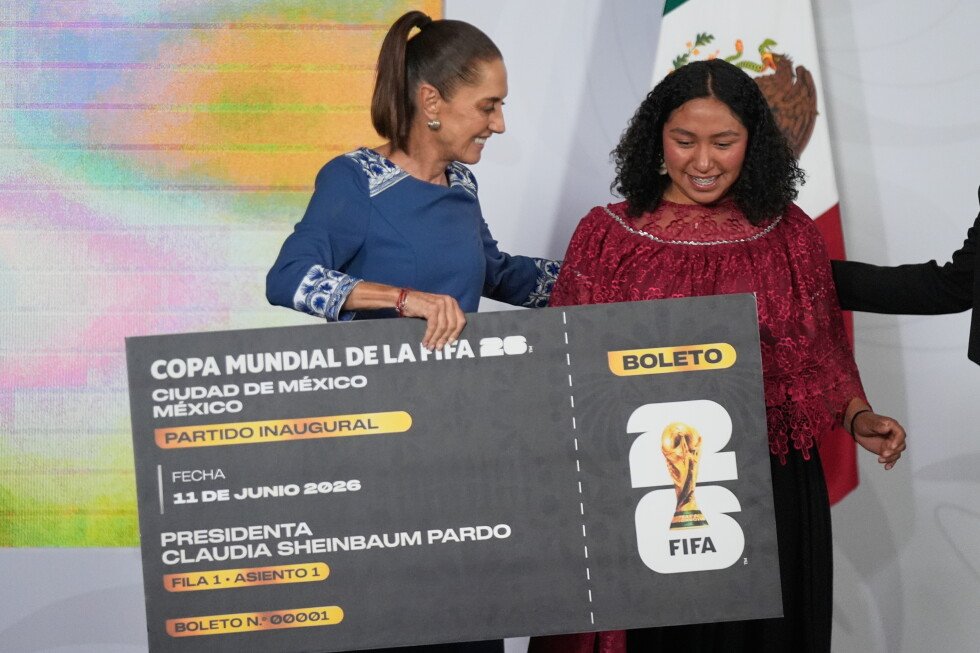 mexico-president-sheinbaum-gifts-her-world-cup-ticket-to-indigenous-athlete