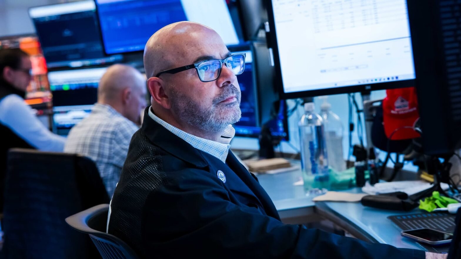 stock-futures-are-flat-in-overnight-trading-as-june-trading-begins-near-record-highs:-live-updates