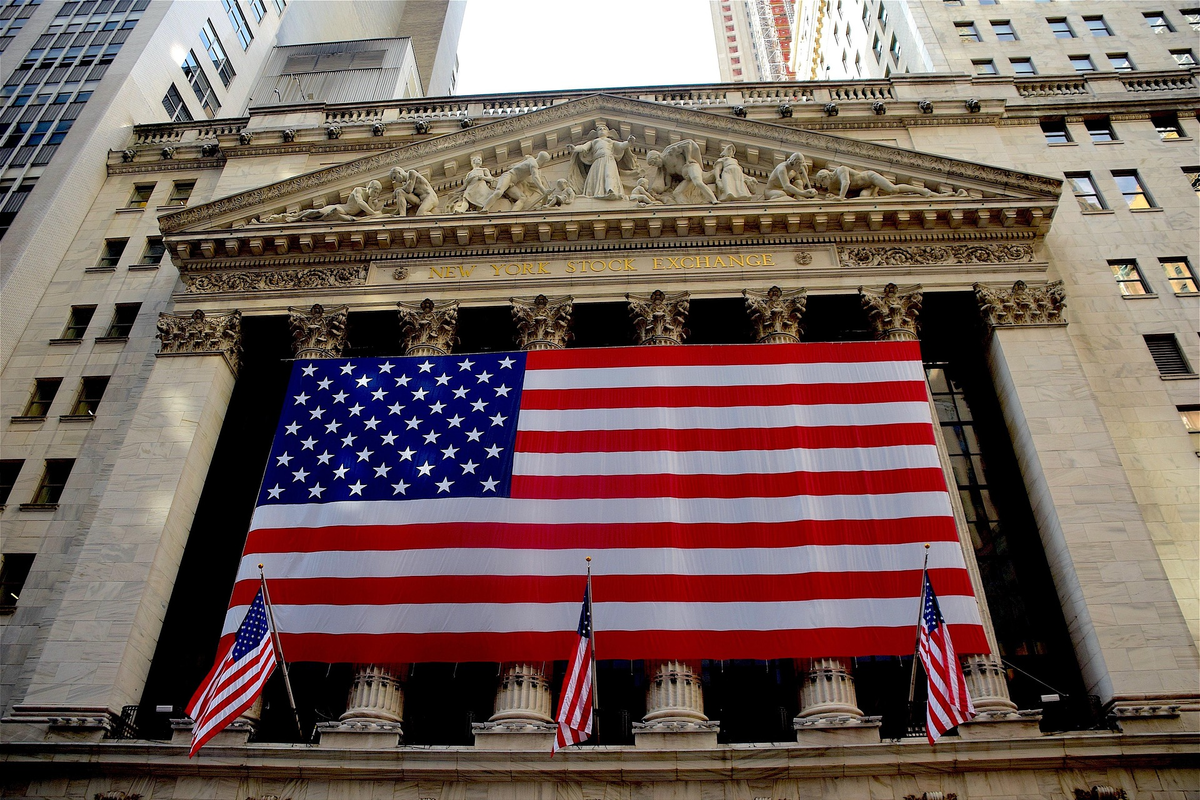 tootsie-roll-industries-stock-(us8905161070):-monday-opens-with-no-verified-analyst-note