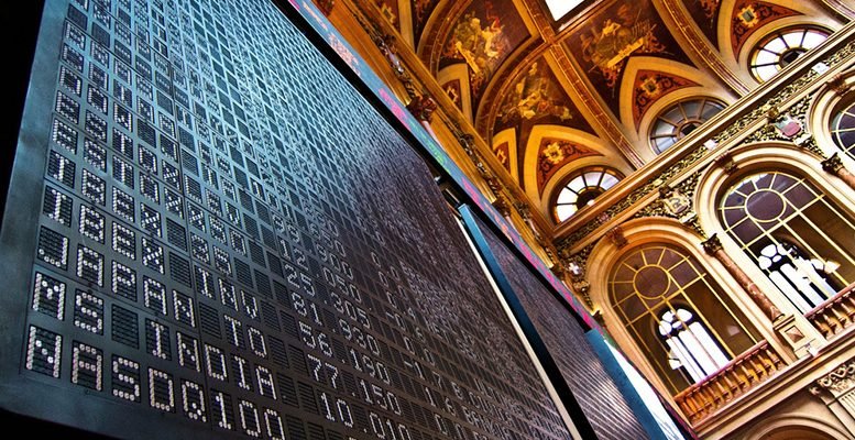 spanish-stock-market-traded-e42277-billion-in-may,-up-32.7%