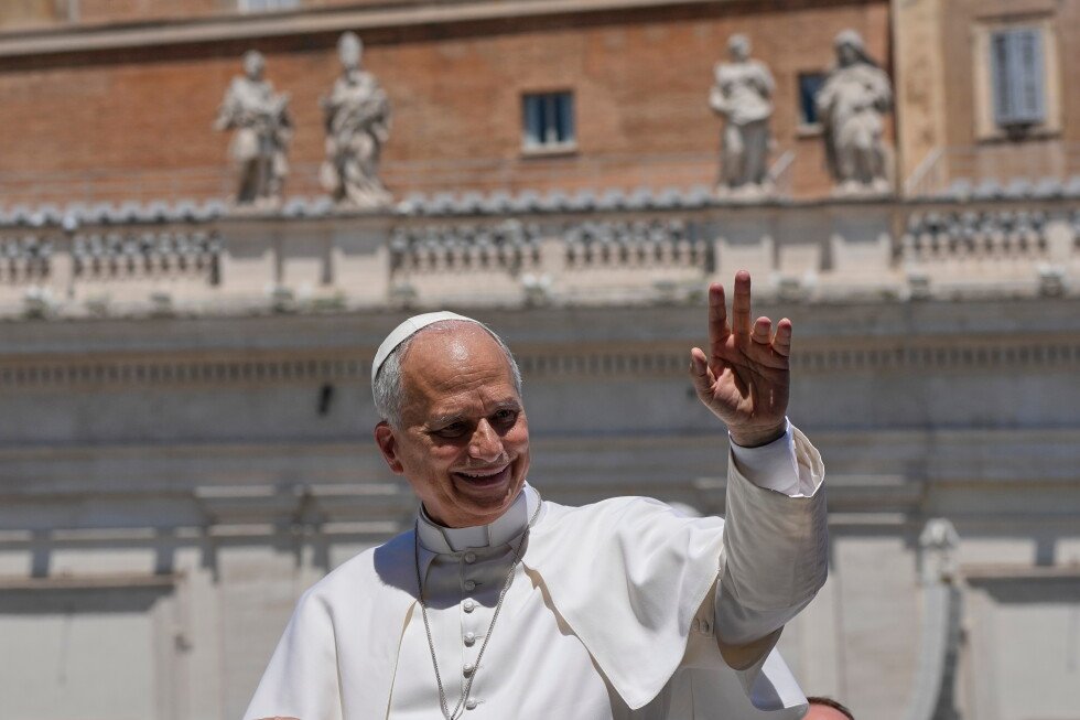 pope-leo’s-ai-manifesto-sparks-viral-reactions-on-social-media