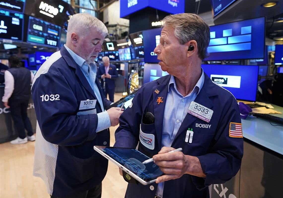 wall-street-poised-to-open-lower-even-as-ai-and-data-center-companies-soar-on-still-hot-demand