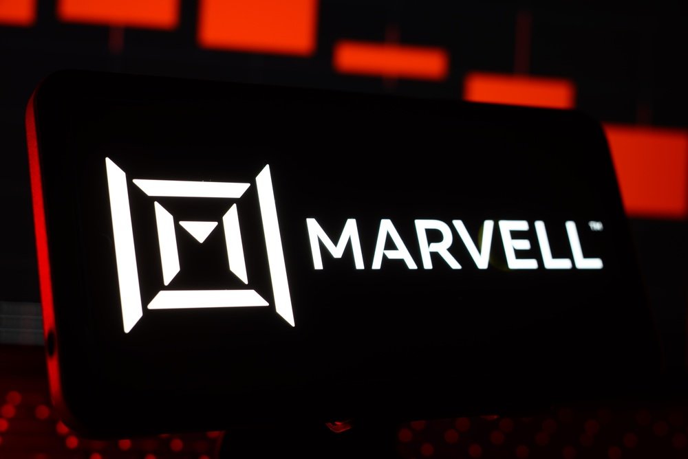 jensen-huang-blesses-marvell:-8-key-items-shaping-the-stock-market-tuesday