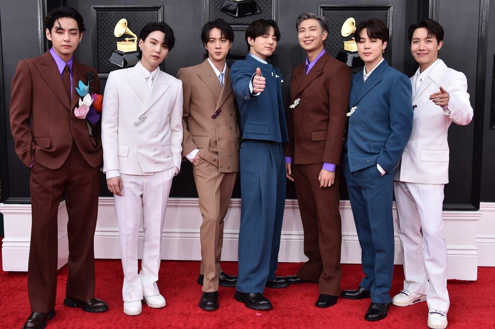 iheartradio-2026-festival-lineup-features-bts,-cardi-b,-muse-and-more