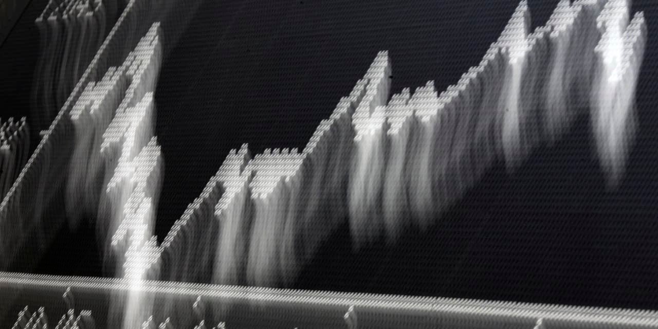 here’s-how-investors-can-protect-their-portfolios-from-the-next-stock-market-crash