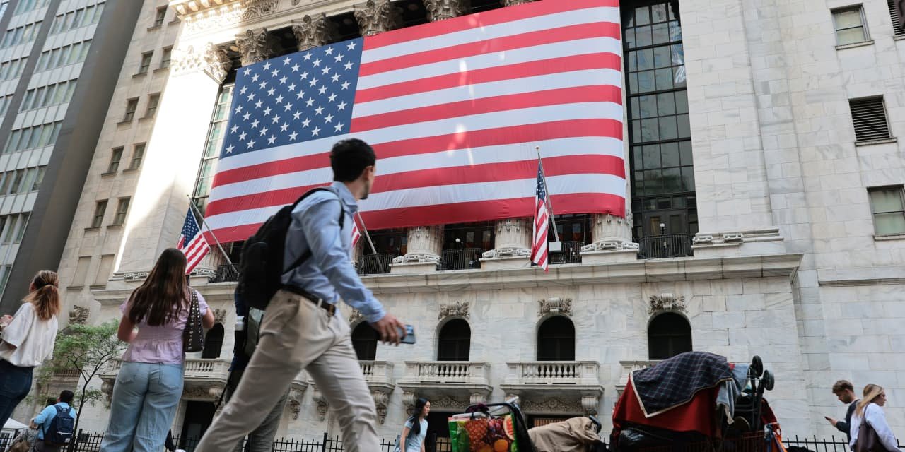 trump-turns-from-iran-to-tariffs-as-stock-market’s-record-rally-faces-test