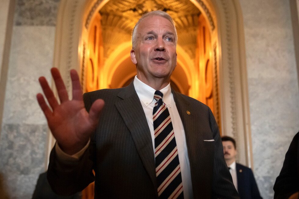 alaska-senate-race-has-2-dan-sullivans,-drawing-incumbent’s-ire