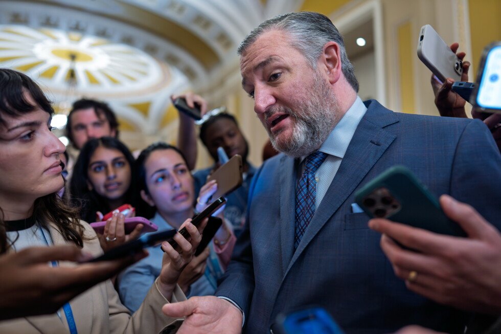 sec-and-big-ten-withhold-support-for-new-college-sports-bill