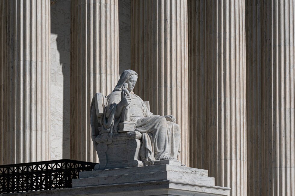 supreme-court-sides-with-trump-administration-on-telecom-regulation