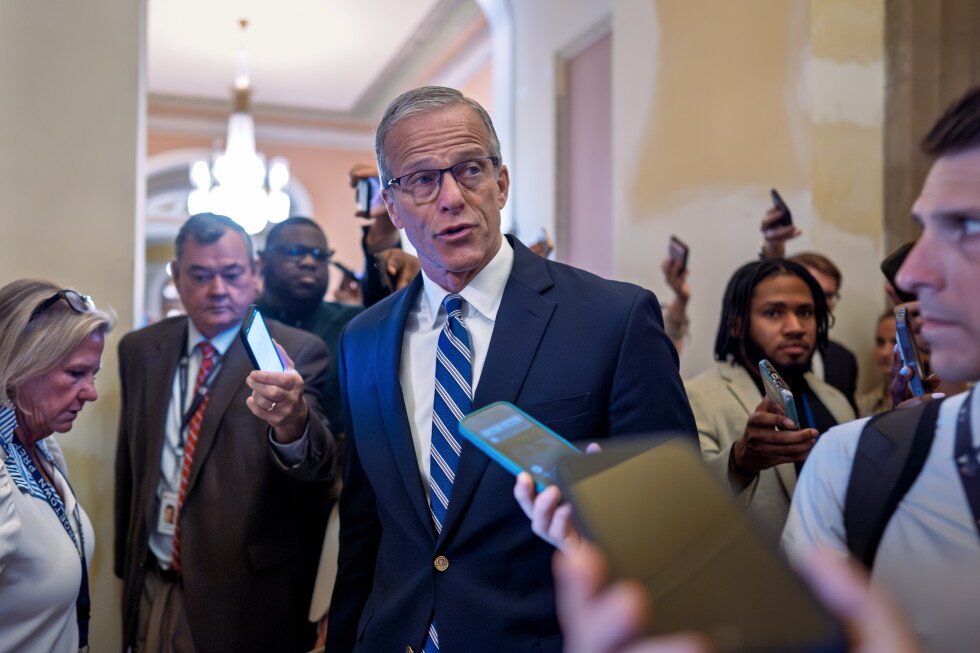 senate-works-overnight-as-republicans-debate-limits-on-trump-settlement