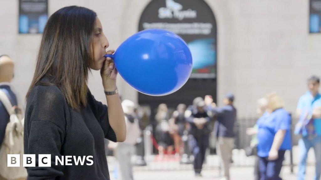 watch:-is-there-an-ai-stock-market-bubble,-and-is-it-ready-to-burst?