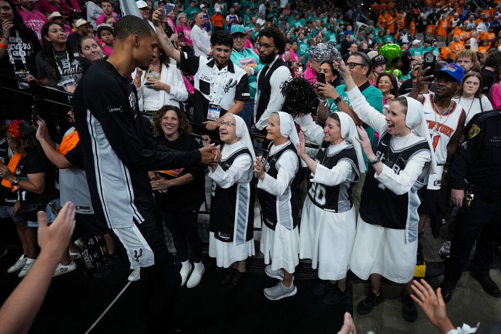 the-‘spurs-nuns’-aiming-to-bring-divine-intervention-to-the-nba-finals