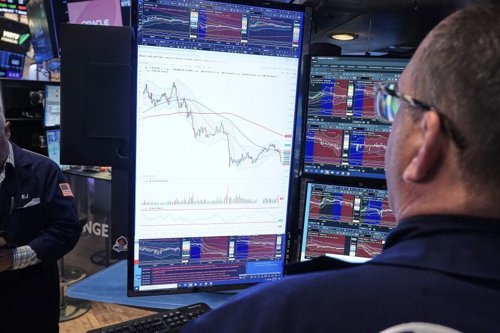 asian-shares-skid-after-big-selloff-of-tech-shares-on-wall-st