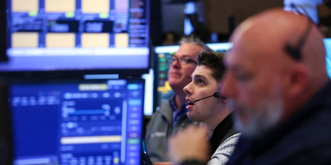 wall-street’s-‘fear-gauge’-leaps-what’s-weighing-hard-on-the-stock-market.