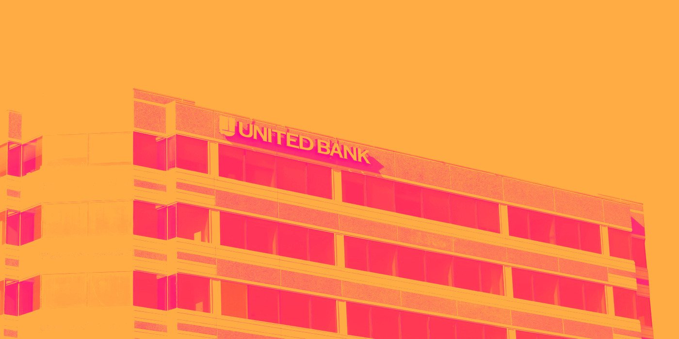 3-overrated-bank-stocks-walking-a-fine-line