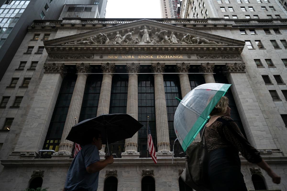 bofa-warns-investors-to-take-profits-as-70%-of-the-bank’s-bear-market-signals-flash-red