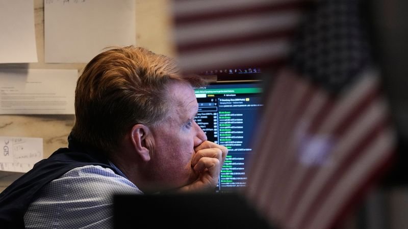 stocks-fall-as-ai-sell-off-resumes