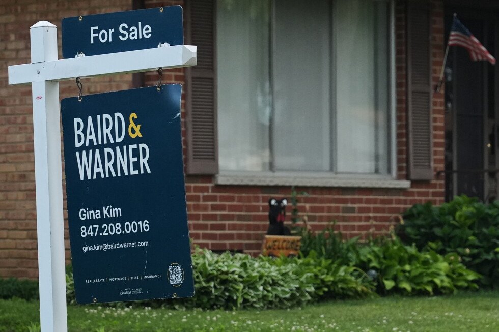 sales-of-previously-occupied-us-homes-surge-in-the-face-of-higher-prices-and-mortgages