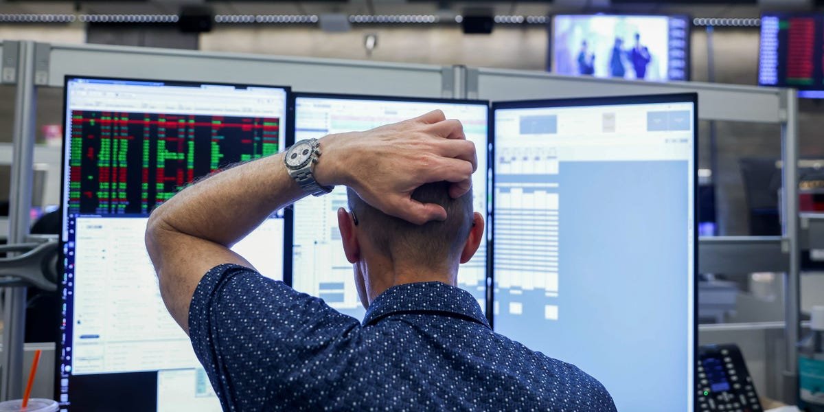 4-ways-to-prep-your-portfolio-for-‘considerable-danger’:-jpmorgan