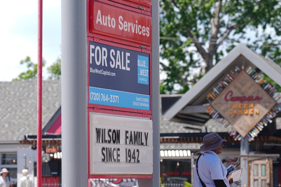 economists:-inflation-likely-rose-to-4.2%-in-may,-the-third-straight-monthly-jump