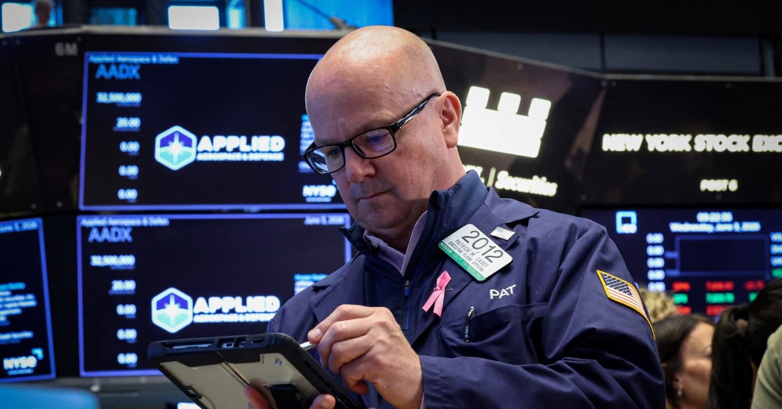 stocks-weigh-as-foreign-investors-pull-$27-bln-out-of-emerging-market-portfolios-in-may