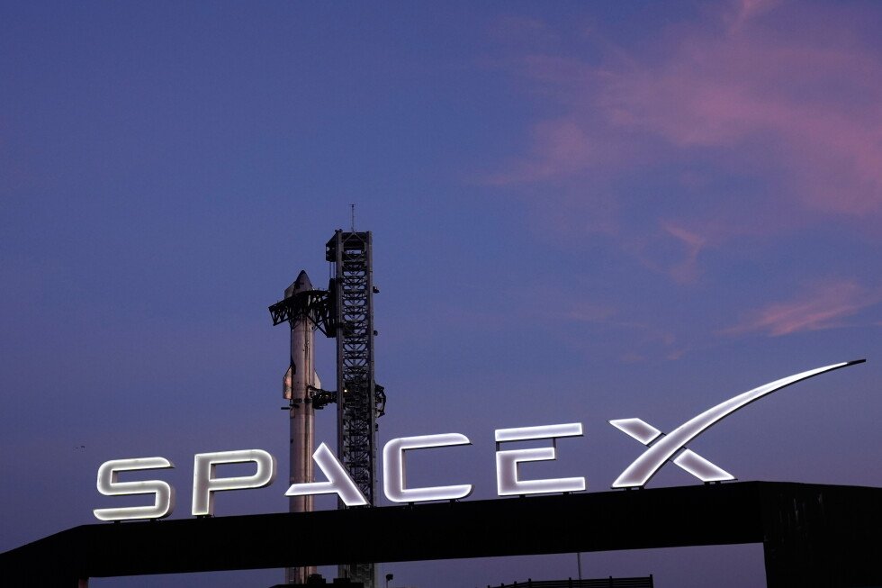 elon-musk’s-spacex-is-about-to-make-its-debut-on-wall-street.-what-to-know