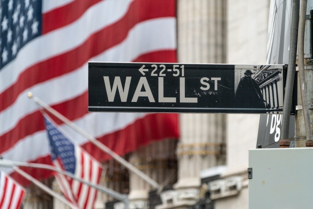 stock-market-today:-s&p-500,-dow-futures-gain-ahead-of-spacex’s-debut—adobe,-lennar,-coreweave-in-focus-–