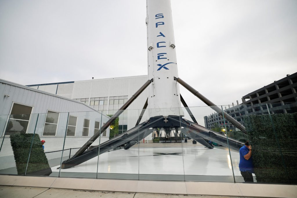 elon-musk-could-become-the-world’s-first-trillionaire-with-spacex’s-ipo
