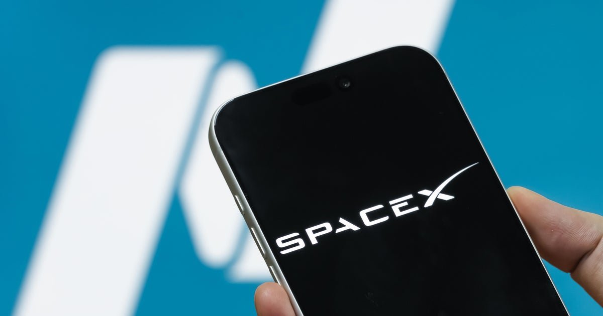 spacex-set-to-begin-trading-after-raising-$75-billion-in-record-ipo
