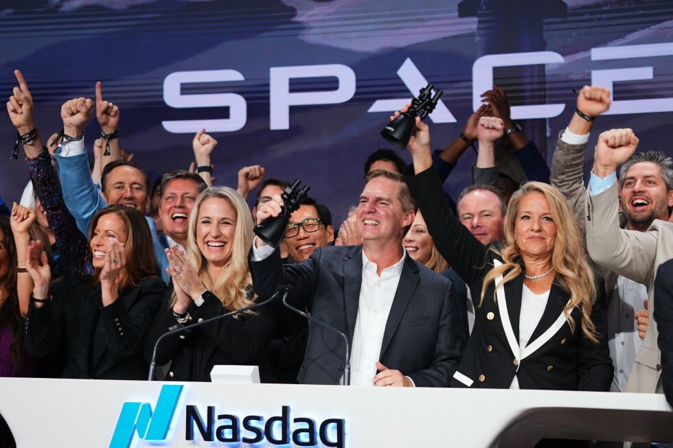 ai-giants-like-spacex-are-heading-for-401(k)-accounts,-even-if-people-don’t-want-them
