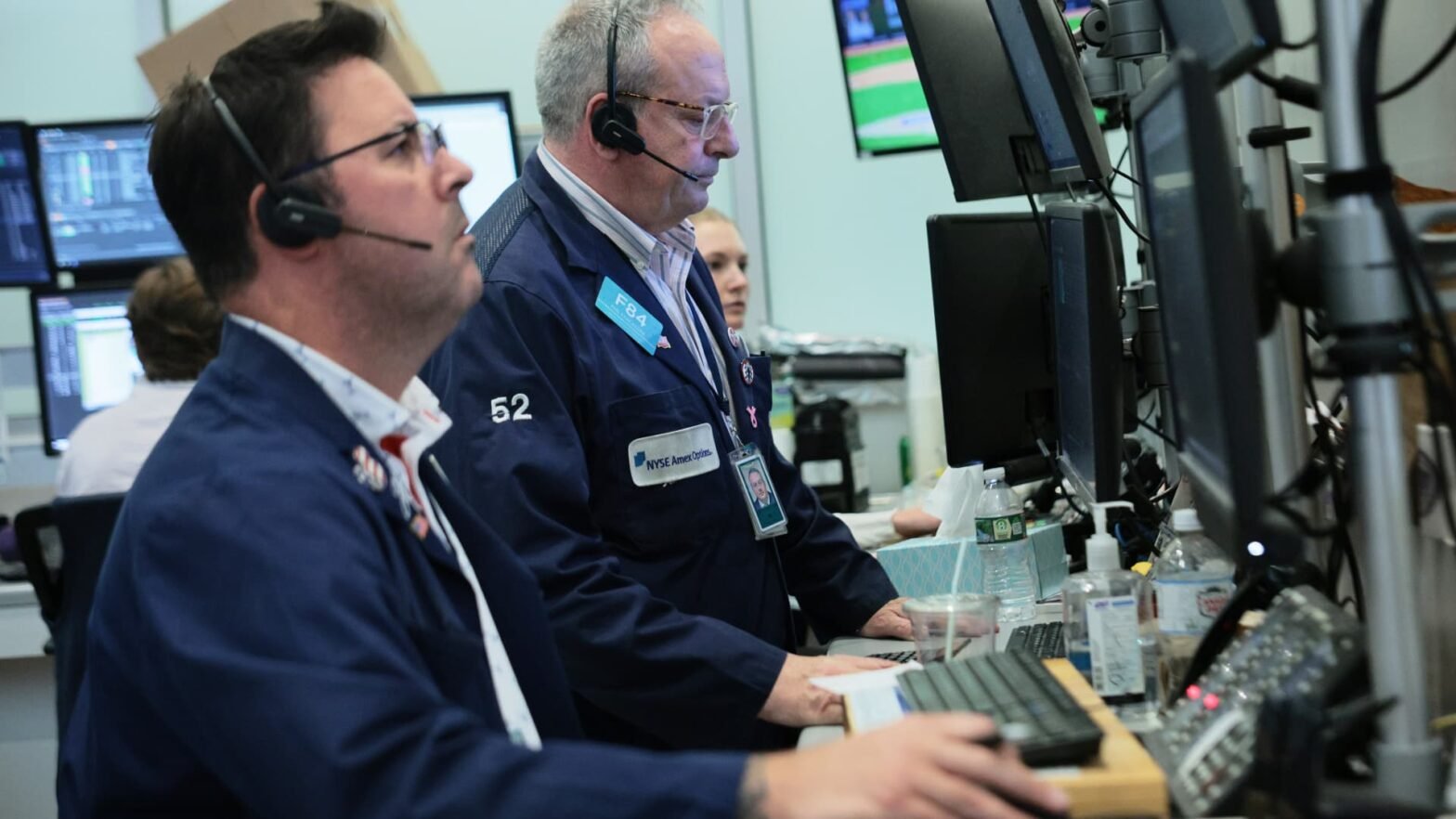 these-stocks-are-the-most-overbought-or-oversold-after-a-choppy-week-on-wall-street