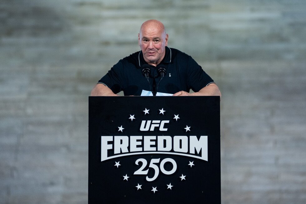 donald-trump-ready-for-a-home-game-with-ufc-set-for-white-house-lawn