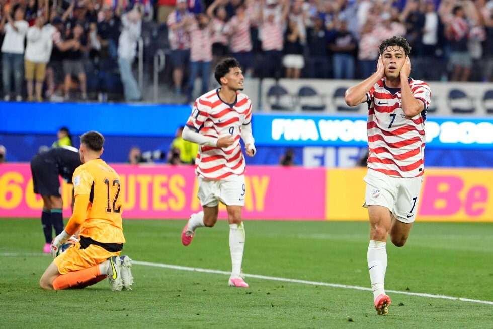 70-seconds,-26-passes-and-an-iconic-world-cup-moment-for-the-us-and-gio-reyna