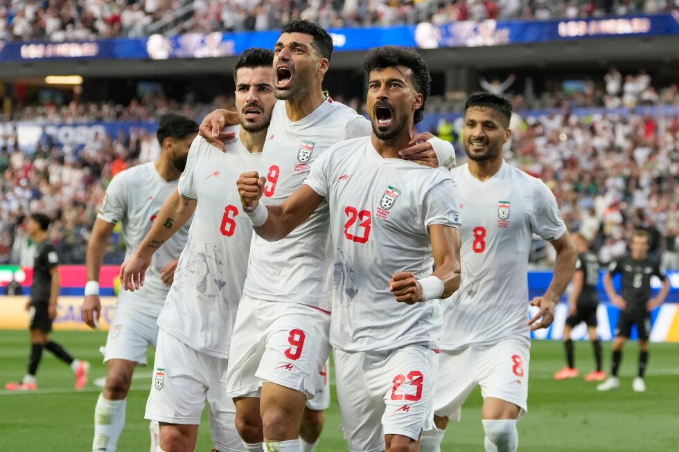 iran-opens-world-cup-with-2-2-draw-against-new-zealand