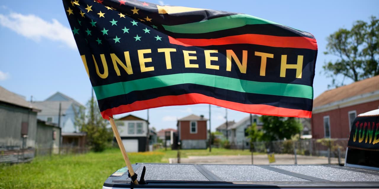 is-the-stock-market-open-on-juneteenth?-will-the-post-office-deliver-mail?