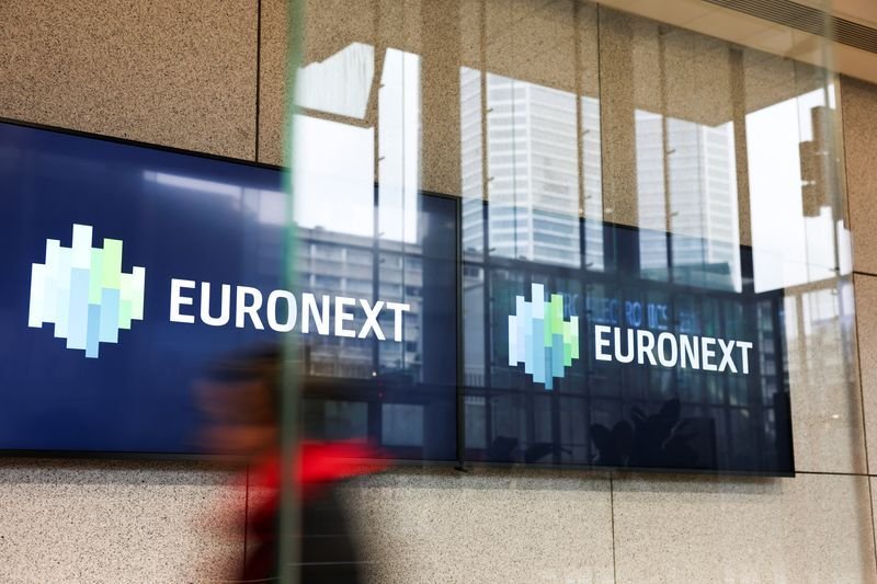 french-analyst-ratings:-barclays-resumes-coverage-on-orange,-db-raises-euronext-target