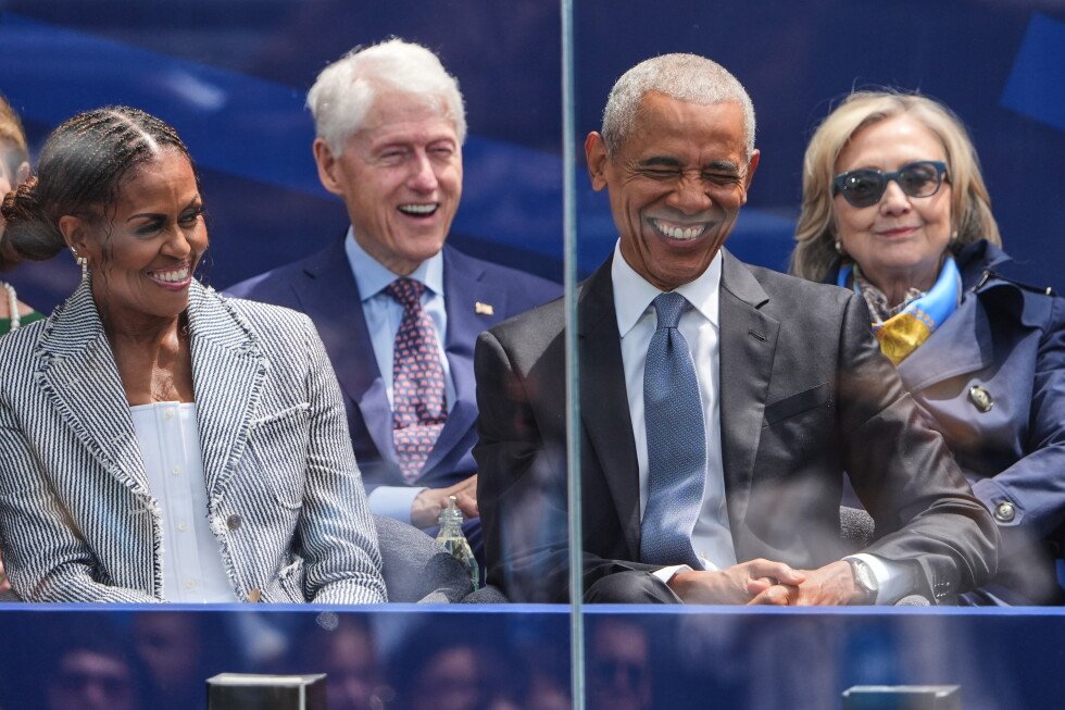 springsteen,-bono,-bush-and-clinton-to-join-obamas-in-dedicating-new-presidential-museum