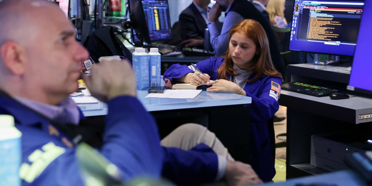 the-unstoppable-stock-market-rally-is-defying-fed-fears