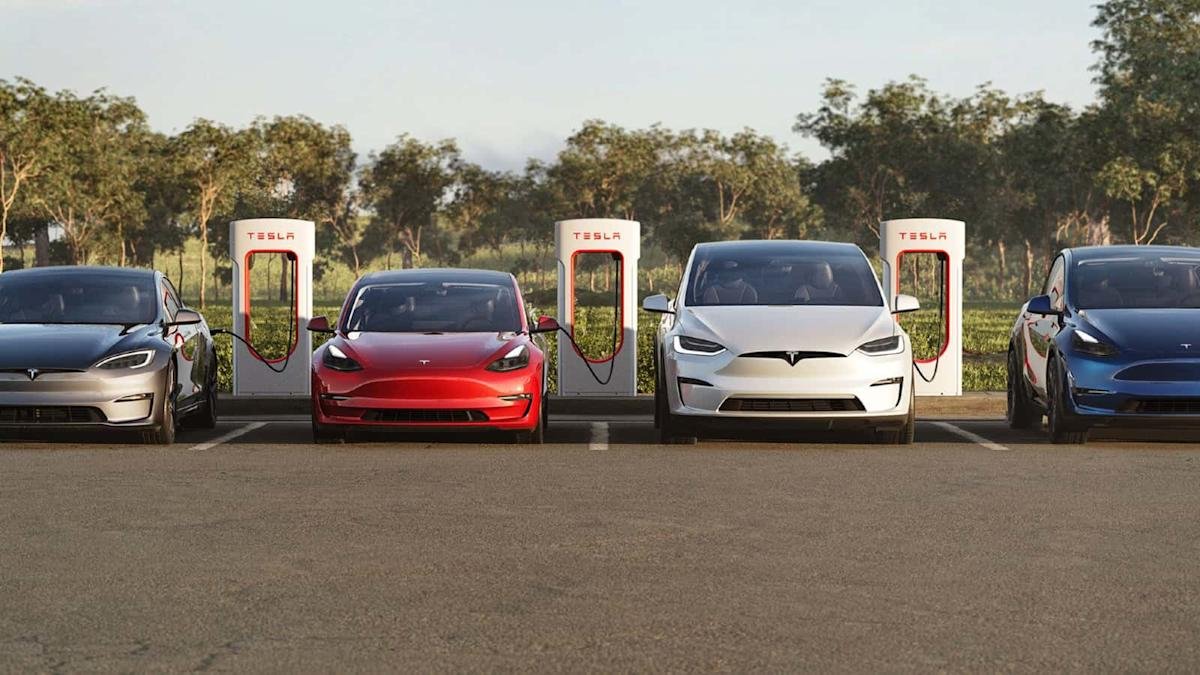 i-missed-out-on-tesla-stock.-so-should-i-buy-spacex?