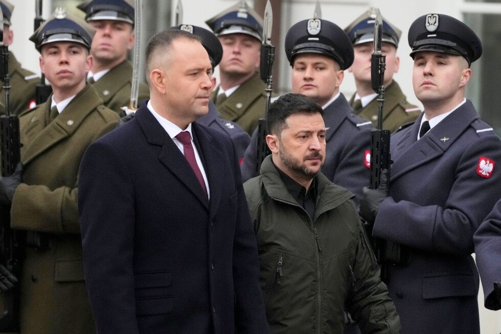 zelenskyy-loses-poland’s-highest-honor-during-tensions-with-european-allies