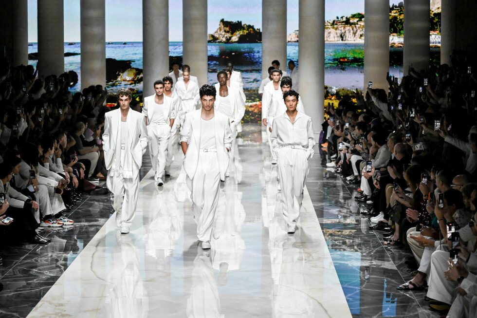 dolce&gabbana-preview-menswear-collection-during-milan-fashion-week