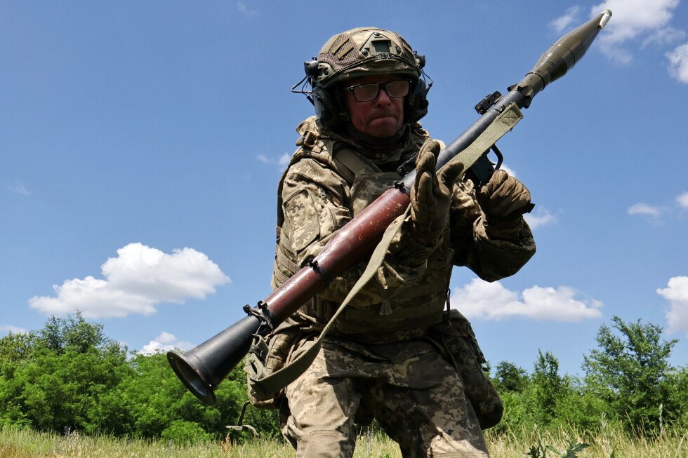russia-held-crimea-halts-civilian-gas-sales-amid-ukraine-attacks