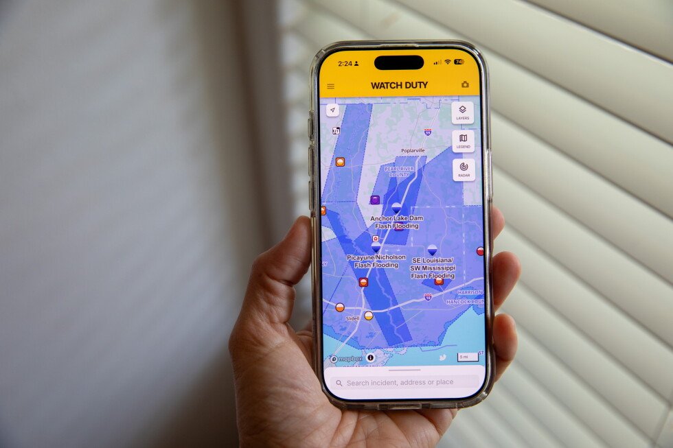 watch-duty,-the-free-fire-tracking-app-used-by-millions-in-the-la-fires,-now-monitors-floods