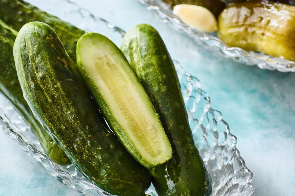 make-crunchy-half-sour-pickles-with-a-simple-refrigerator-ferment