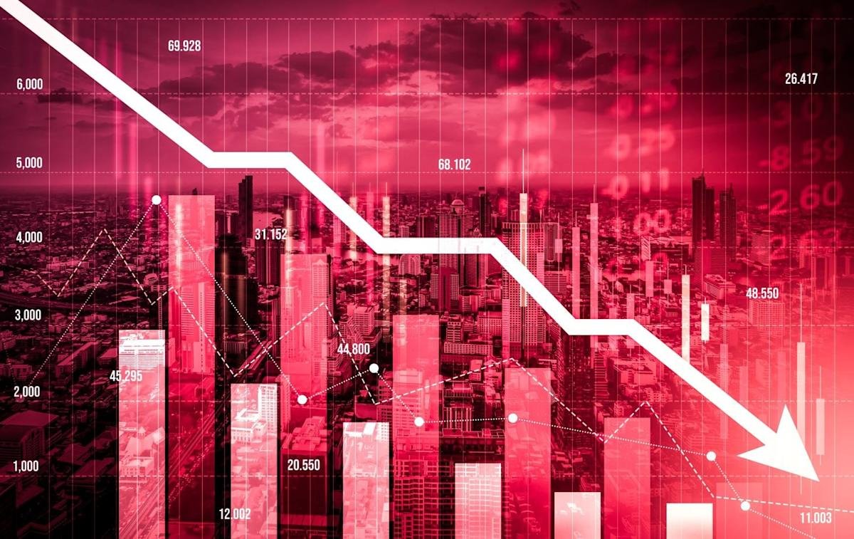 massive-wave-of-selling-is-coming,-says-jpmorgan.-here’s-why-it-probably-won’t-matter