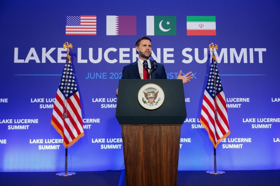 us,-iranian-negotiators-enter-2nd-day-of-talks-after-rough-start